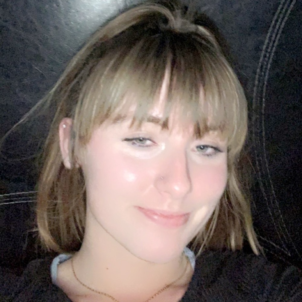 Meet your Posher, Makenzie
